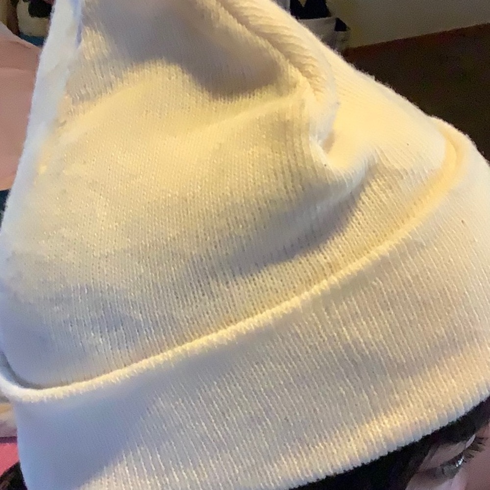 White beanie